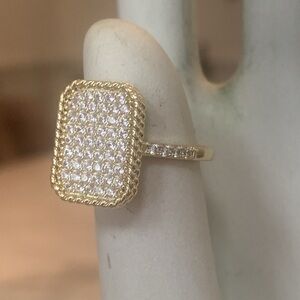 NEW Elegant HIGH END 18k Plated Gold and FAUX Diamonds Ring Size 7.5 (#5) GIFT